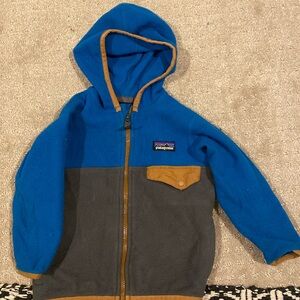 Patagonia zip up fleece hoodie
